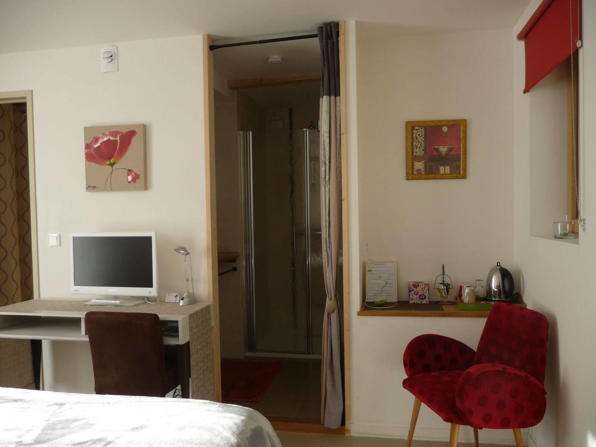 Le Jardin Aux Oiseaux Bed and Breakfast Férel Εξωτερικό φωτογραφία